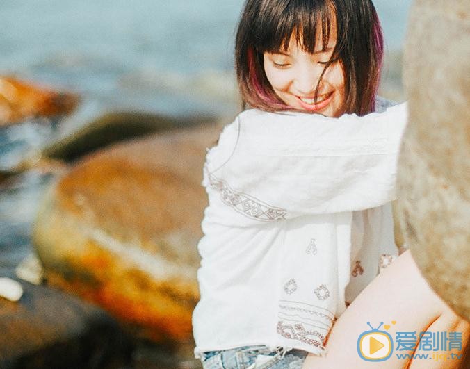 倪言海边写真 倪言高清写真_倪言高清剧照