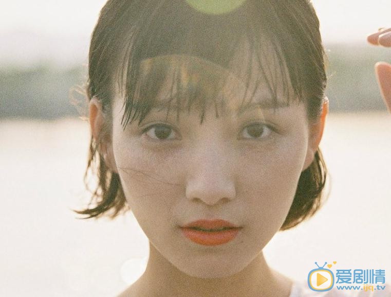 倪言海边写真 倪言高清写真_倪言高清剧照