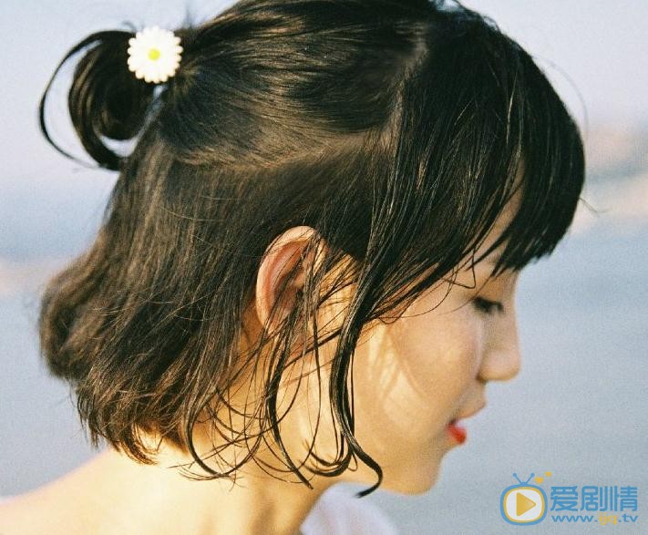 倪言海边写真 倪言高清写真_倪言高清剧照