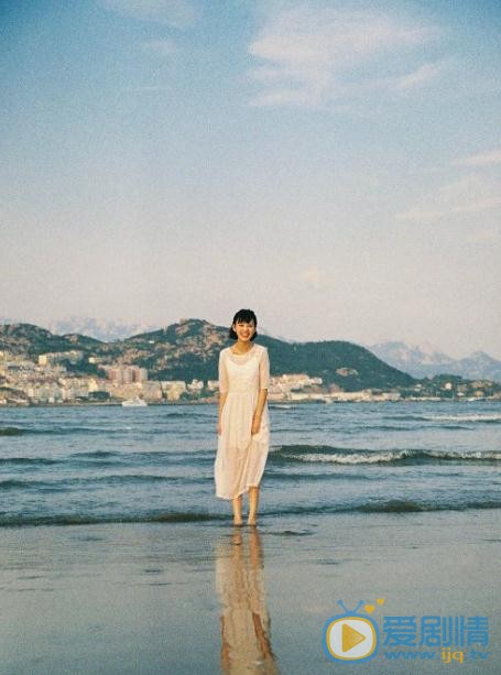 倪言海边写真 倪言高清写真_倪言高清剧照