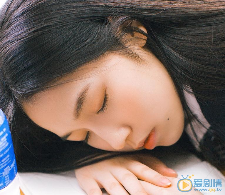 吴小萱制服写真 吴小萱高清写真_吴小萱高清剧照