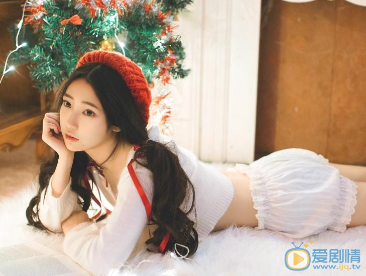吴小萱圣诞写真 吴小萱高清写真_吴小萱高清剧照