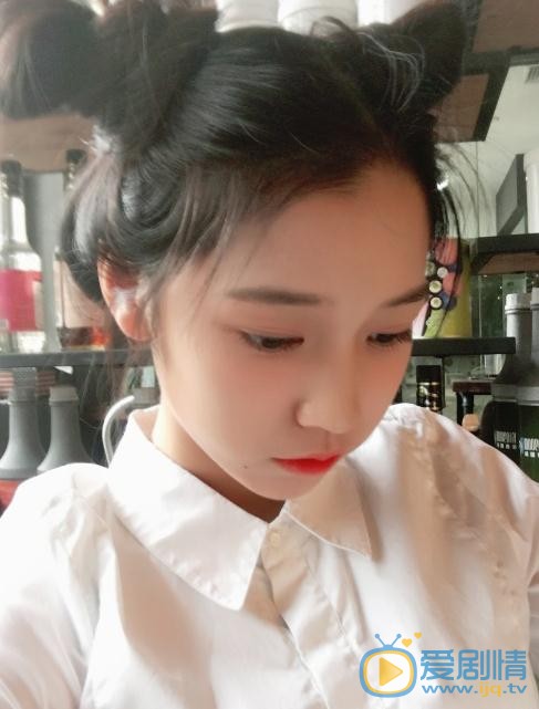 吴小萱生活照 吴小萱高清写真_吴小萱高清剧照
