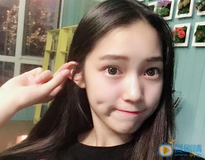 吴小萱生活照 吴小萱高清写真_吴小萱高清剧照