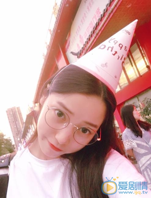 吴小萱生活照 吴小萱高清写真_吴小萱高清剧照
