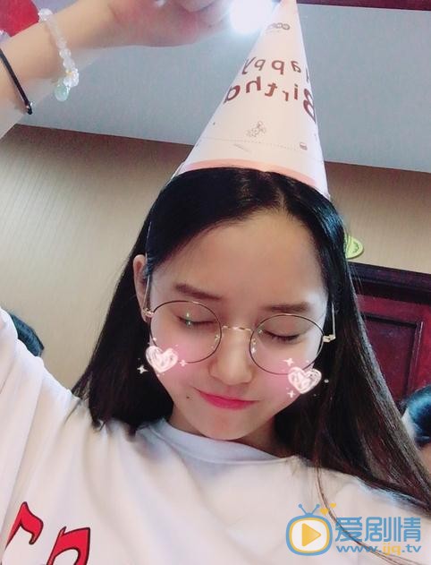 吴小萱生活照 吴小萱高清写真_吴小萱高清剧照