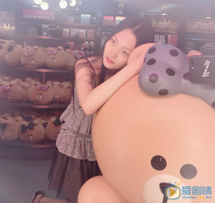 王新宇素颜生活照 王新宇高清写真_王新宇高清剧照