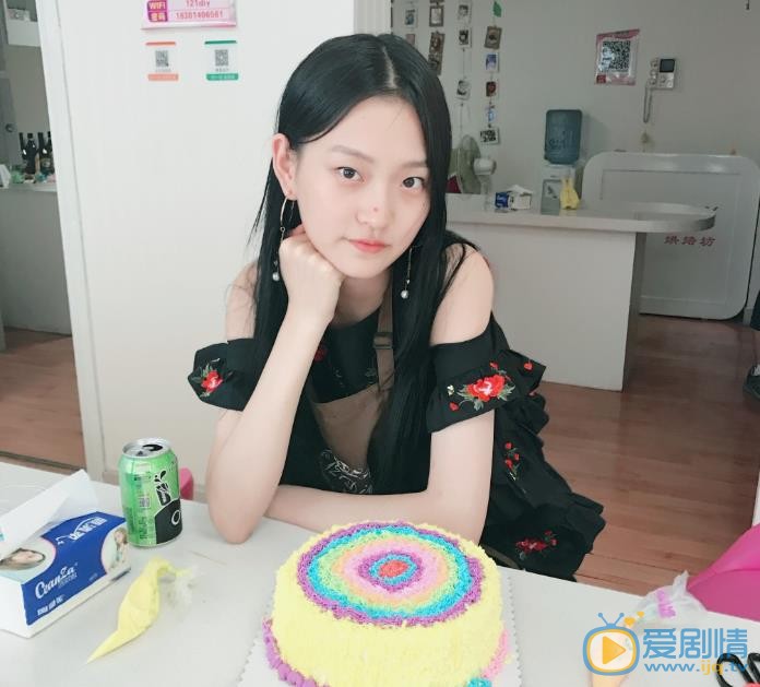 王新宇素颜生活照 王新宇高清写真_王新宇高清剧照