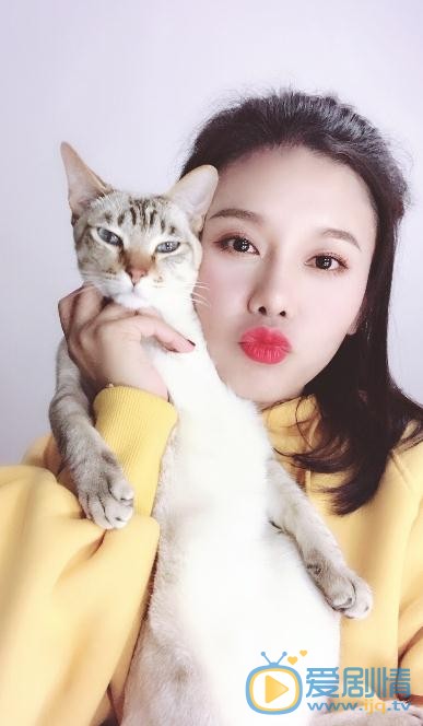 吕沅轩生活照 吕沅轩高清写真_吕沅轩高清剧照