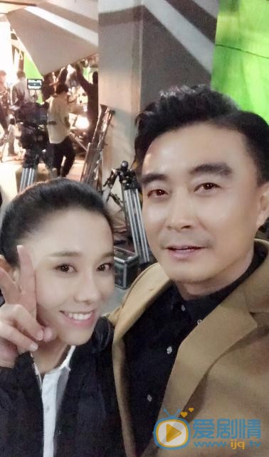 吕沅轩与人合照 吕沅轩高清写真_吕沅轩高清剧照