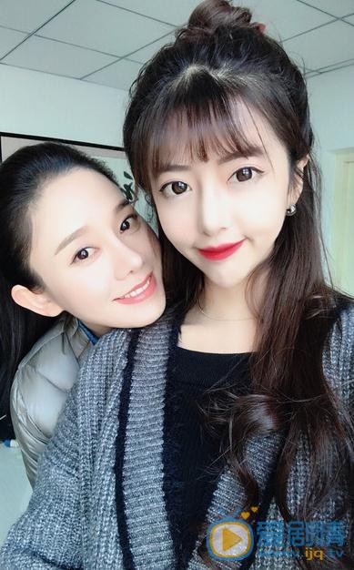 吕沅轩与人合照 吕沅轩高清写真_吕沅轩高清剧照