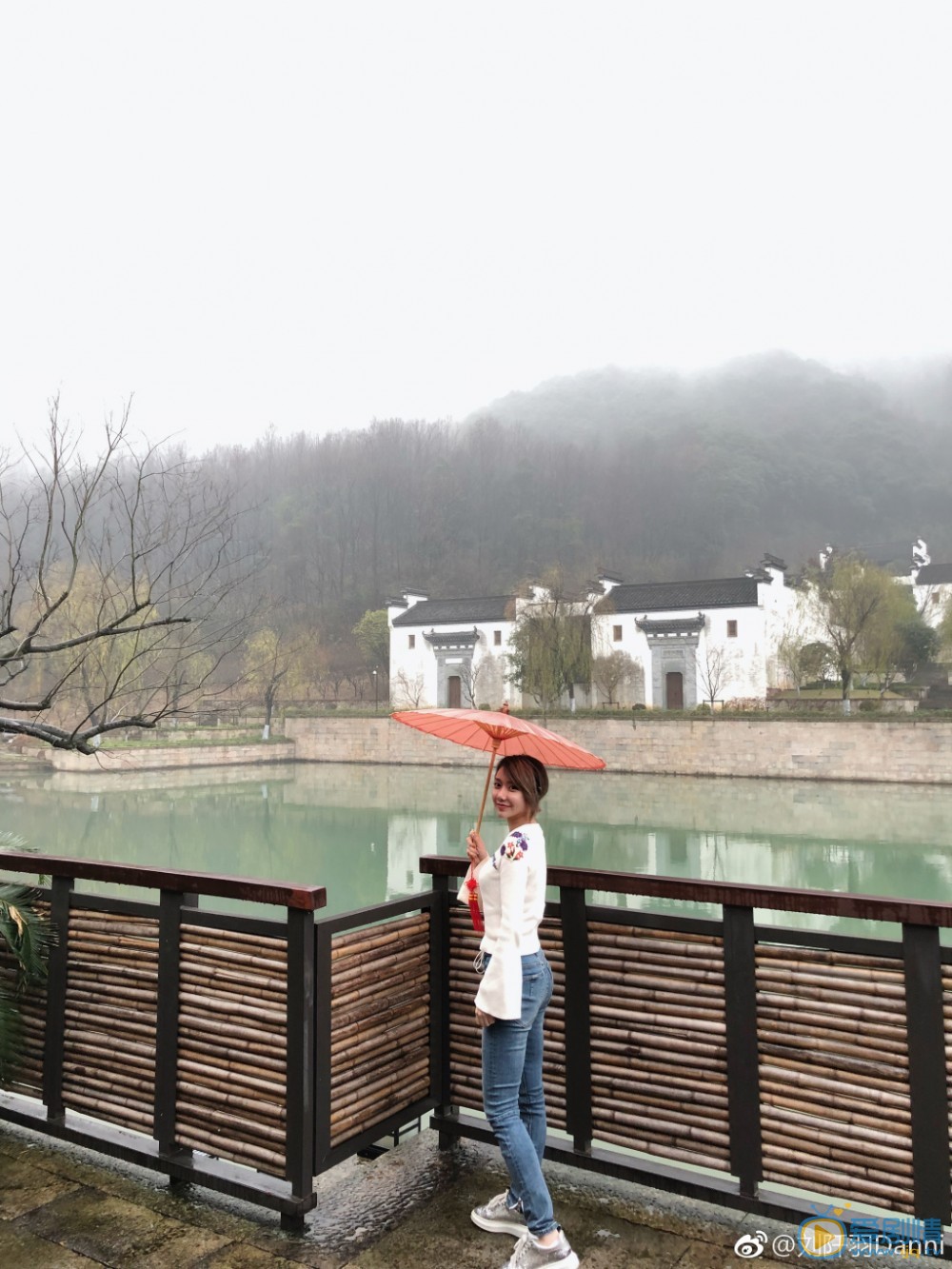 刘阡羽俏丽写真 刘阡羽高清写真_刘阡羽高清剧照