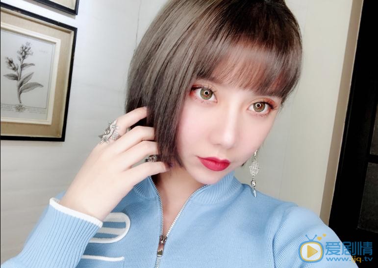 刘阡羽俏丽写真 刘阡羽高清写真_刘阡羽高清剧照