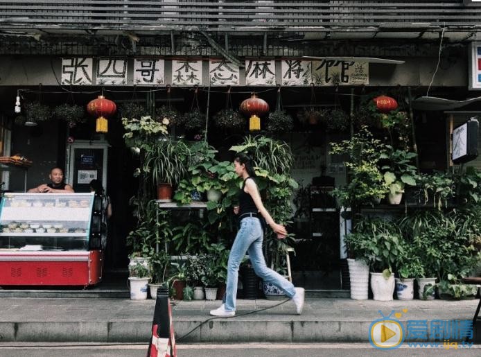 朱颜曼滋微博配图写真 朱颜曼滋高清写真_朱颜曼滋高清剧照