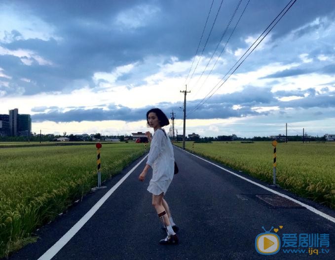 朱颜曼滋个性写真 朱颜曼滋高清写真_朱颜曼滋高清剧照