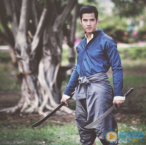 马里奥·毛瑞尔《两颗心都为了你》剧照 马里奥·毛瑞尔高清写真_马里奥·毛瑞尔高清剧照