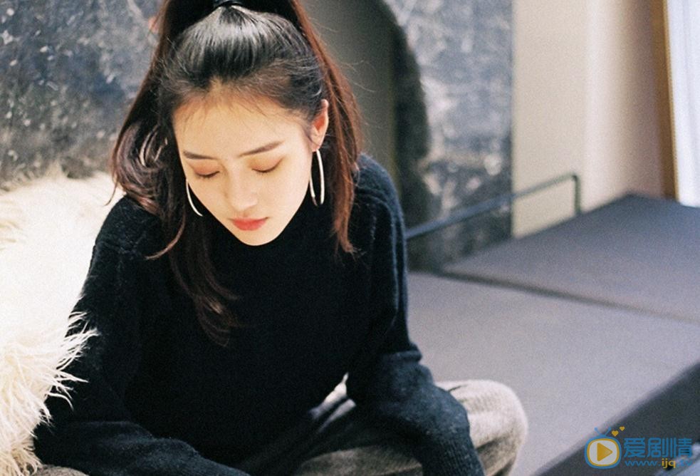 王梓薇俏丽写真 王梓薇高清写真_王梓薇高清剧照