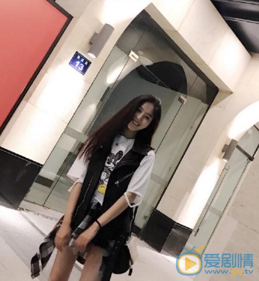 王梓薇青春写真 王梓薇高清写真_王梓薇高清剧照