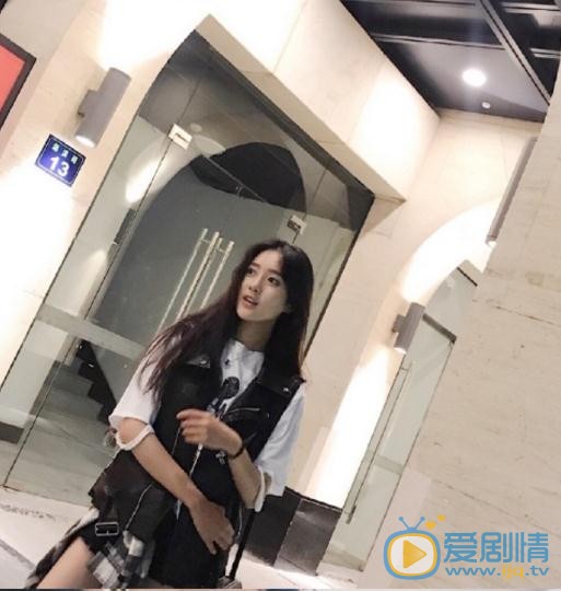 王梓薇青春写真 王梓薇高清写真_王梓薇高清剧照