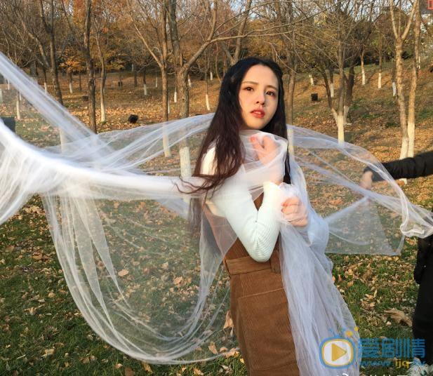 蒋佳恩微博配图写真 蒋佳恩高清写真_蒋佳恩高清剧照