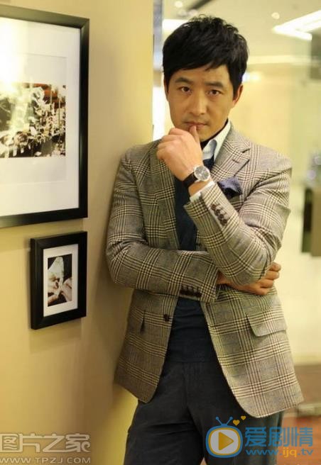 郭晓冬西装绅士写真 郭晓冬高清写真_郭晓冬高清剧照