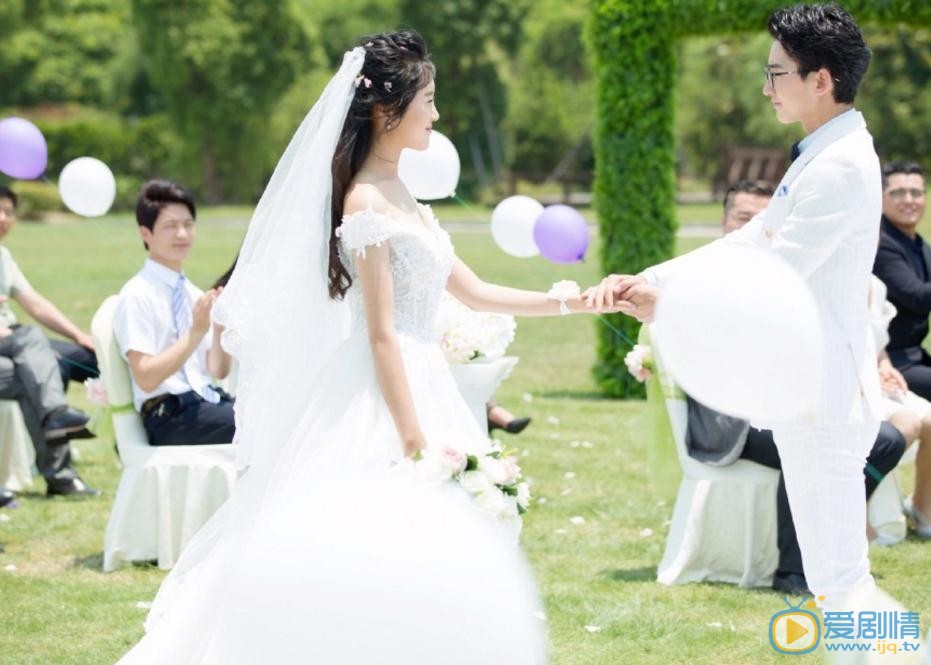 王梓薇《致我们单纯的小美好》剧照写真 王梓薇高清写真_王梓薇高清剧照