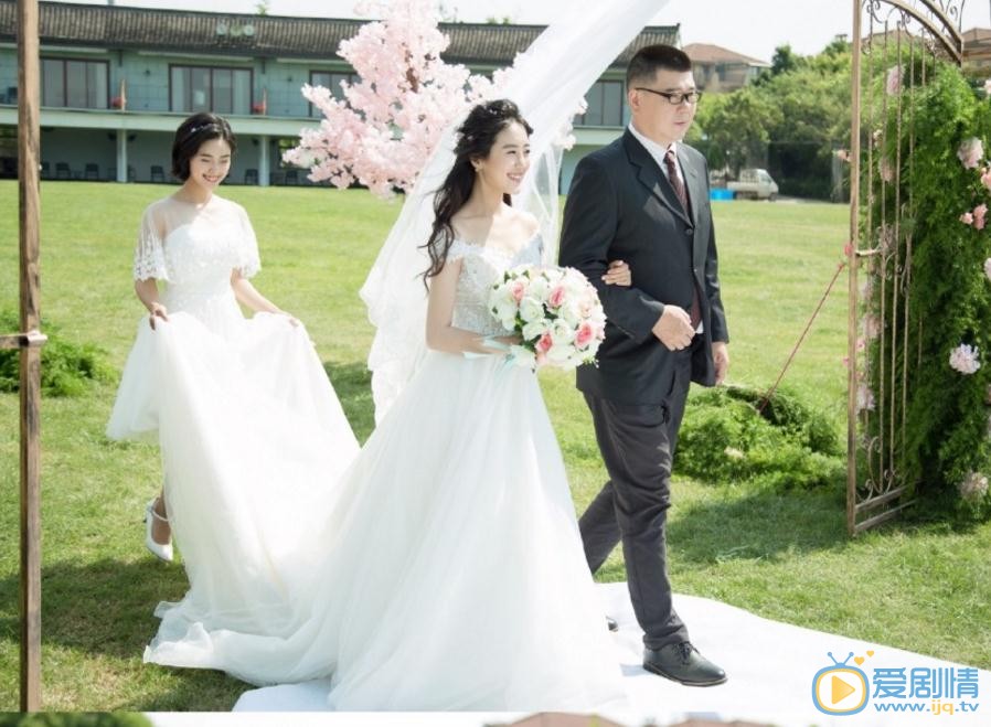 王梓薇《致我们单纯的小美好》剧照写真 王梓薇高清写真_王梓薇高清剧照