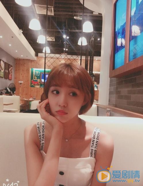 李欣燃生活照 李欣燃高清写真_李欣燃高清剧照