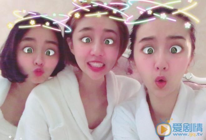 李欣燃与人合照 李欣燃高清写真_李欣燃高清剧照