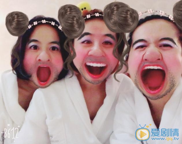 李欣燃与人合照 李欣燃高清写真_李欣燃高清剧照