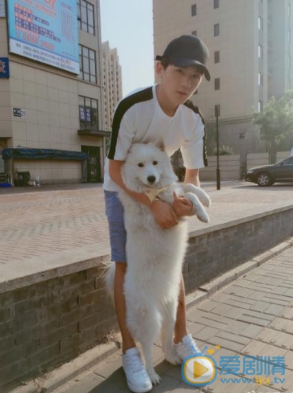 李家成青春写真 李家成高清写真_李家成高清剧照