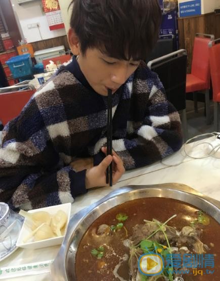 李家成微博配图写真 李家成高清写真_李家成高清剧照