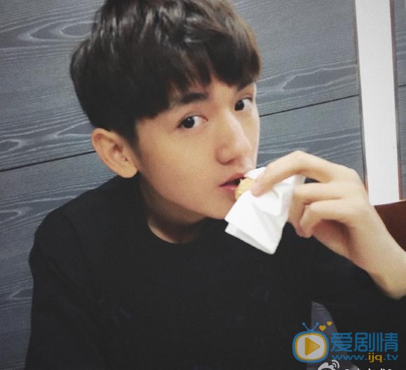 李家成广告写真 李家成高清写真_李家成高清剧照