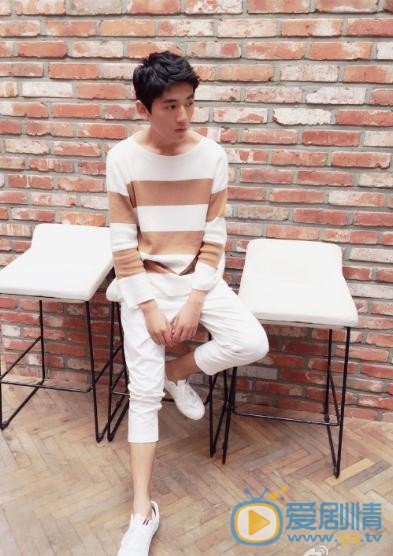 李家成广告写真 李家成高清写真_李家成高清剧照