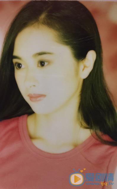 何美钿早期青涩照 何美钿高清写真_何美钿高清剧照