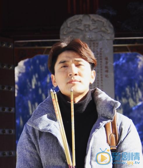 王鑫尧随性街拍 王鑫尧高清写真_王鑫尧高清剧照