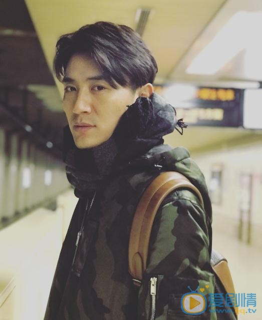 王鑫尧随性街拍 王鑫尧高清写真_王鑫尧高清剧照