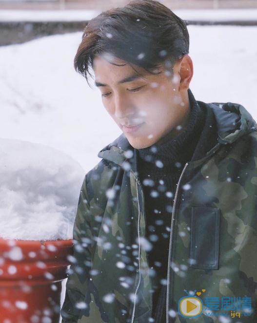 王鑫尧随性街拍 王鑫尧高清写真_王鑫尧高清剧照