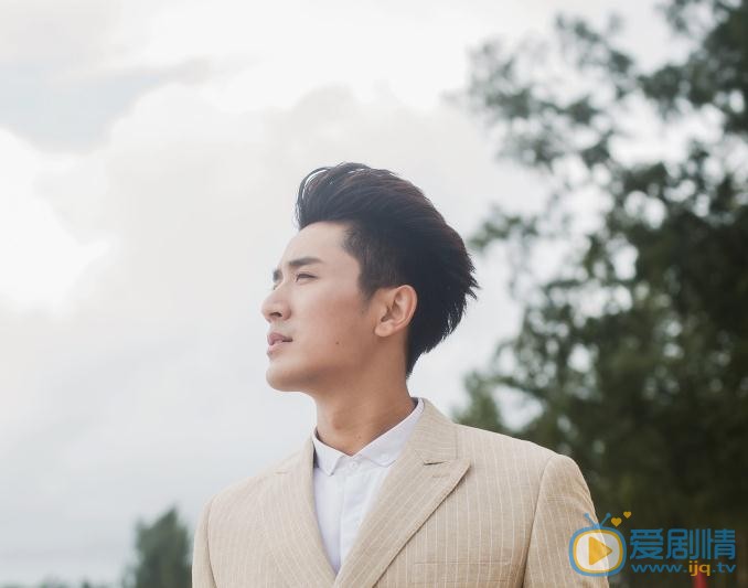 王鑫尧帅气写真 王鑫尧高清写真_王鑫尧高清剧照