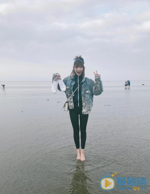 康倩雯生活照 康倩雯高清写真_康倩雯高清剧照