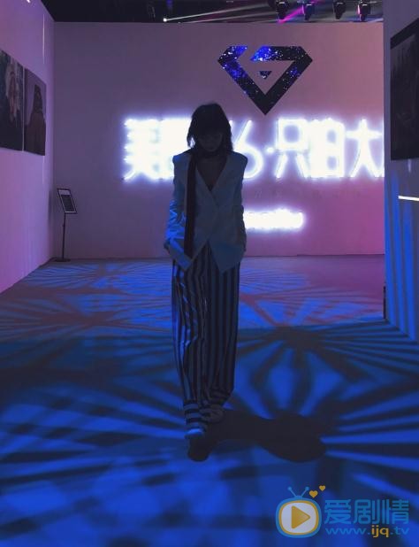 康倩雯活动照 康倩雯高清写真_康倩雯高清剧照