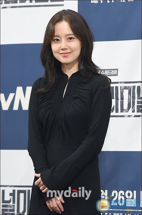 文彩元颁奖活动照 文彩元高清写真_文彩元高清剧照