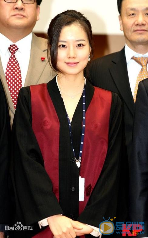 文彩元访谈节目照 文彩元高清写真_文彩元高清剧照