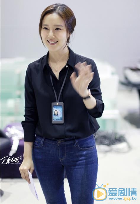 文彩元访谈节目照 文彩元高清写真_文彩元高清剧照