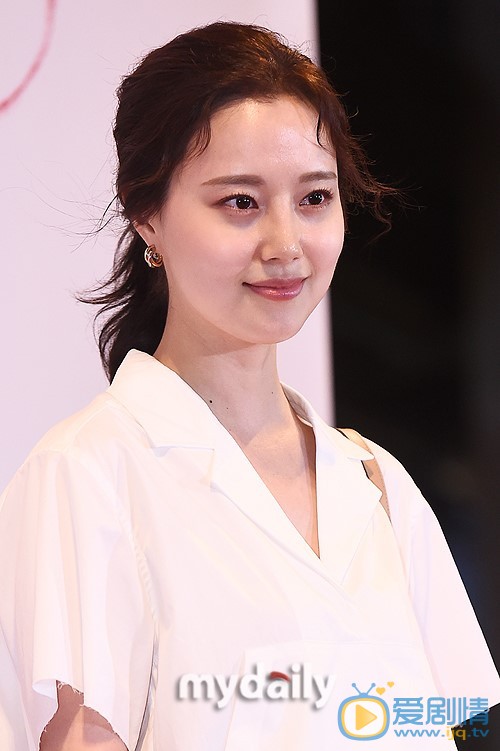 文彩元颁奖活动照 文彩元高清写真_文彩元高清剧照