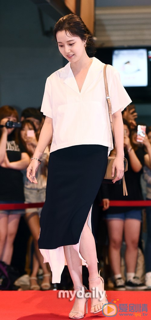 文彩元颁奖活动照 文彩元高清写真_文彩元高清剧照
