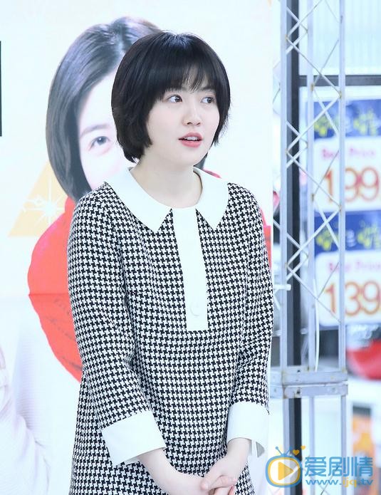 沈恩京签售会 沈恩京高清写真_沈恩京高清剧照