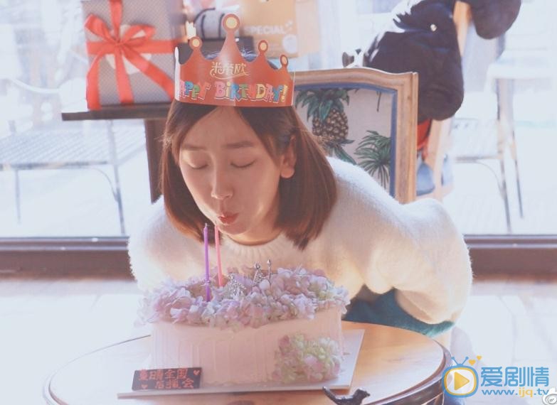 董晴俏丽写真 董晴高清写真_董晴高清剧照