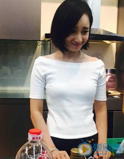 董晴俏丽写真 董晴高清写真_董晴高清剧照