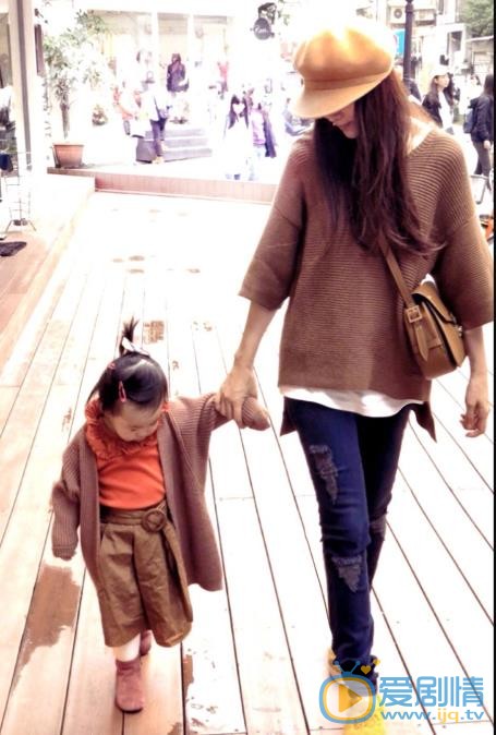 伊能静和女儿合照 伊能静高清写真_伊能静高清剧照